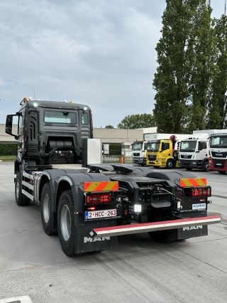 Cooreman TGS 34 520 BLS 6x4 NN Cab 2