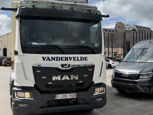 Vandervelde TGM 12 250 LL TN Cab wb 5425 3