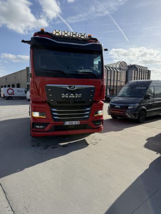 Cris Europe TGX 21 480 BLS GM Cab 2